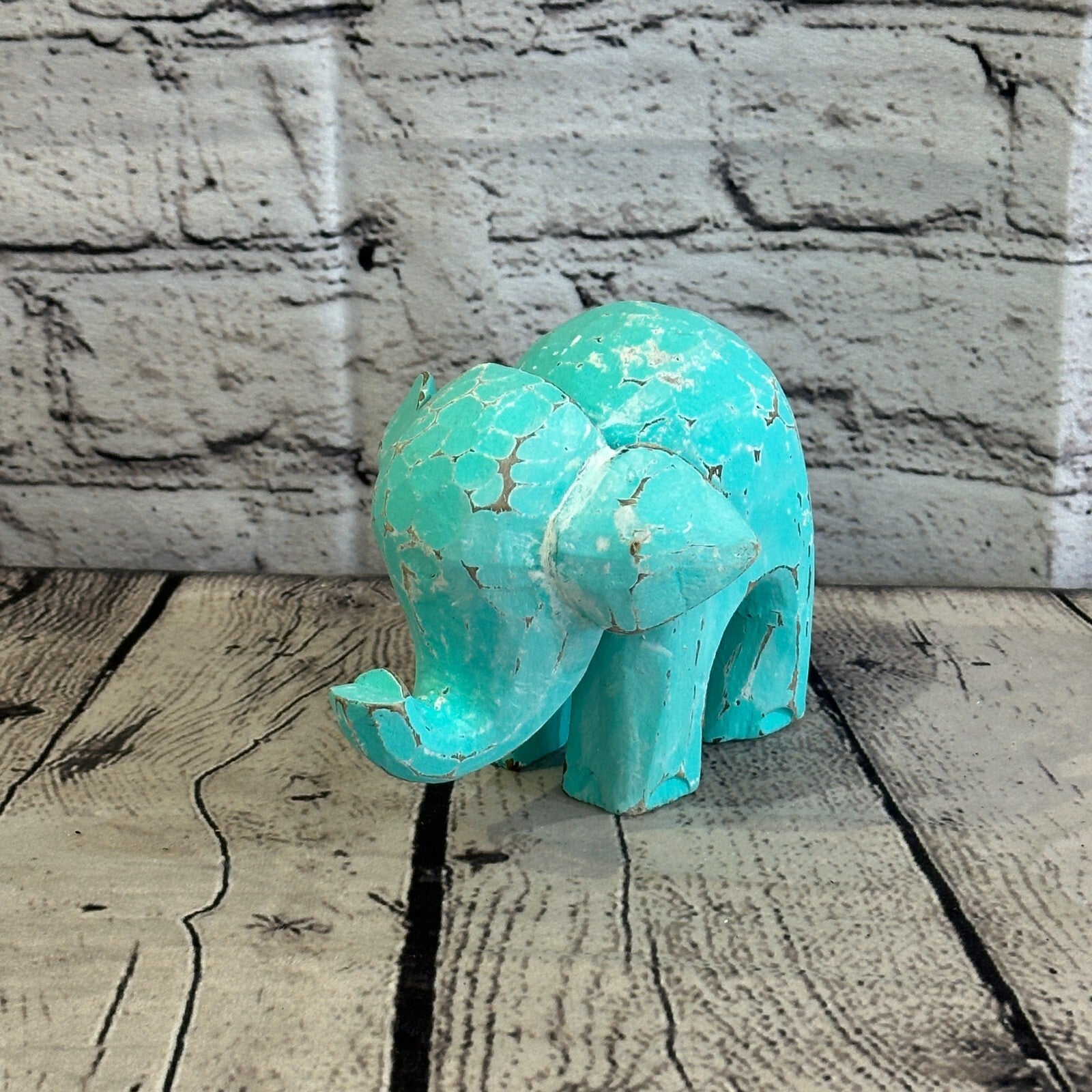 Green Wooden Elephant With Shabby Pattern 10cm x 10cm Handmade and Fairtrade0