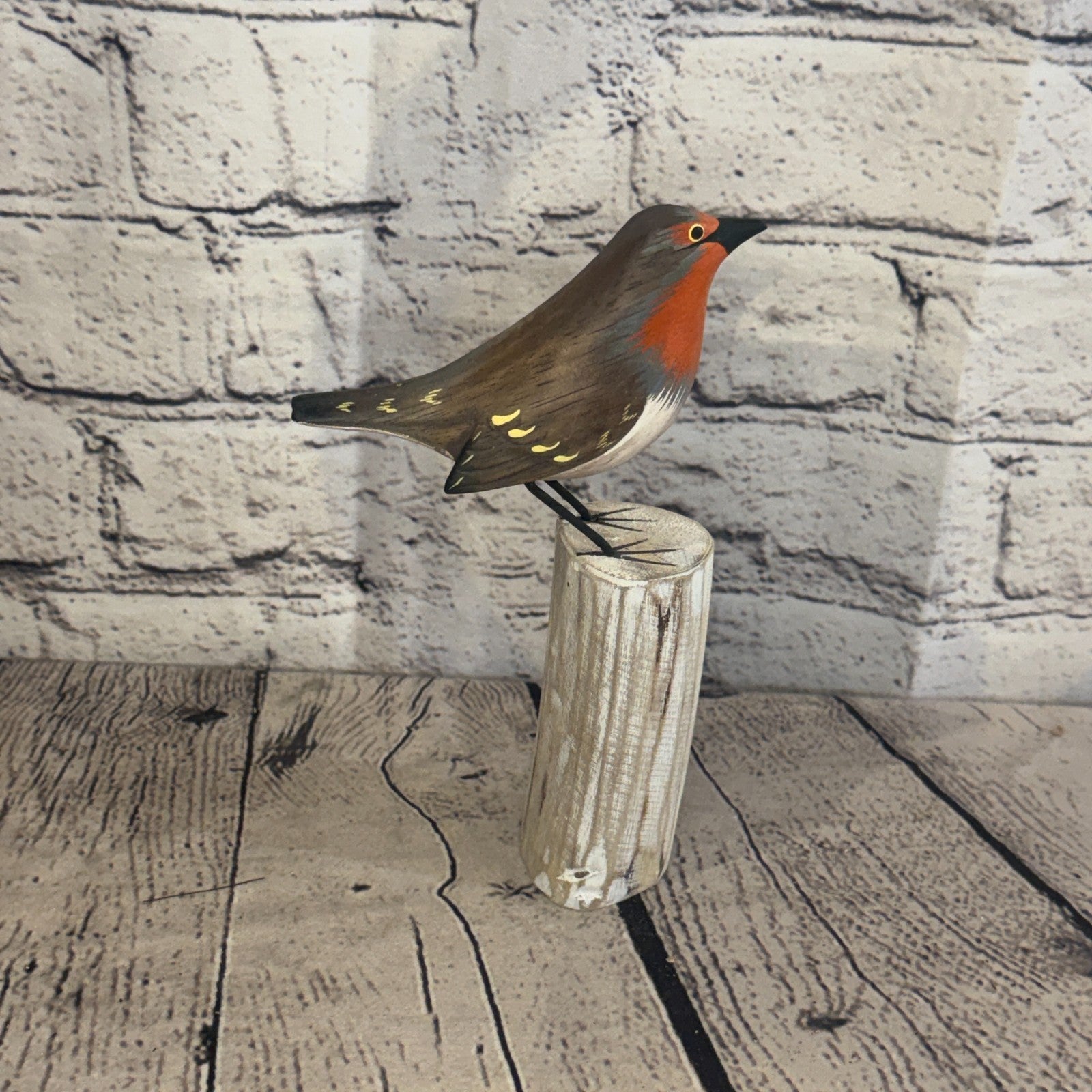20cm Robin Wooden Bird Ornament Seaside Coastal Nautical Handcrafted Decor3