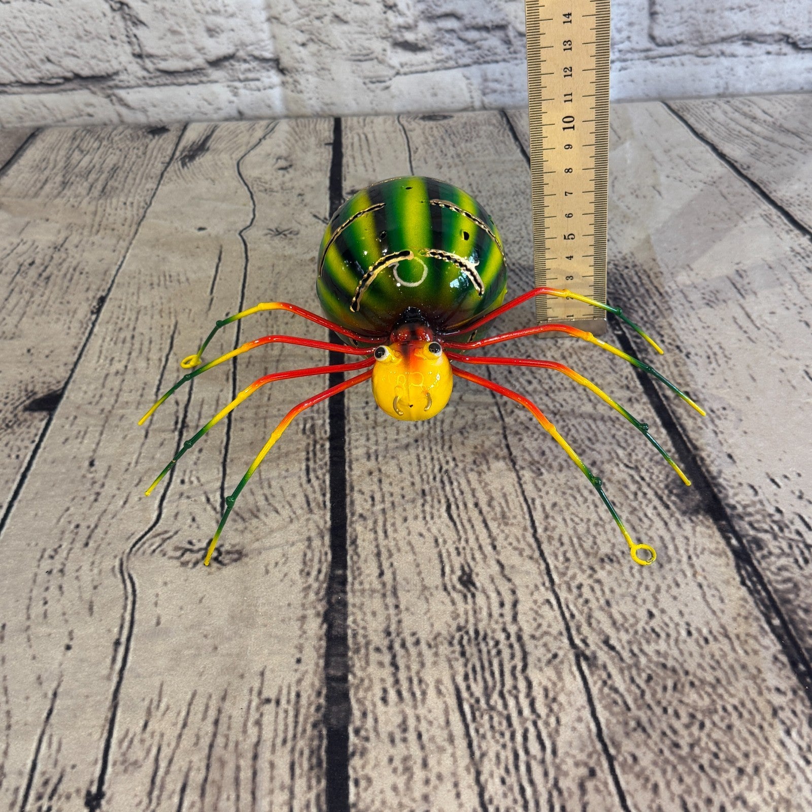 20cm x 15cm Small Colourful Green Spider Metal Tin Standing Ornament Statue5