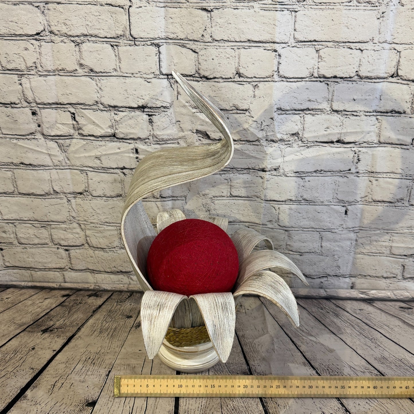 Red Light White Natural 50cm Tall Leaf Lamp Twist LED UK Mains Plug Design 77