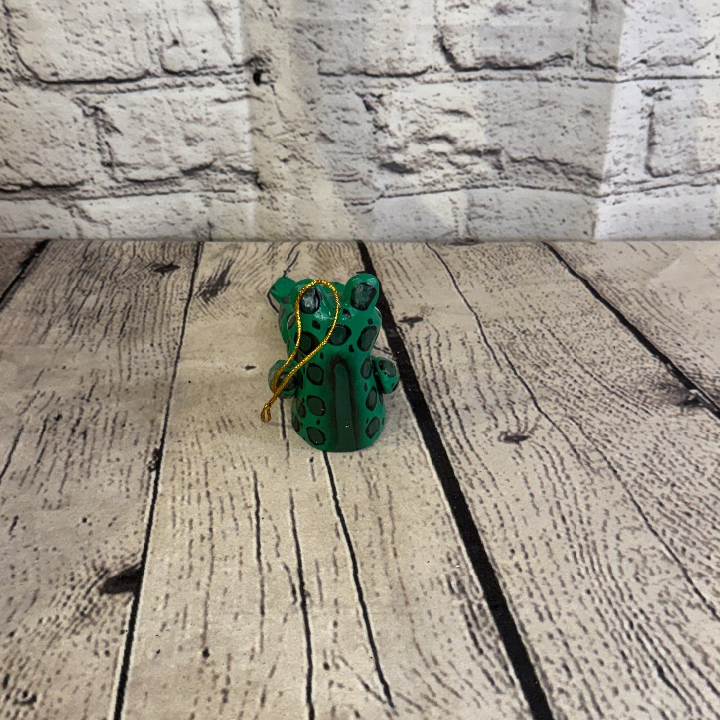 10cm Green Frog Sitting Animal Wooden Shelf Ornament Handmade Fairtrade4