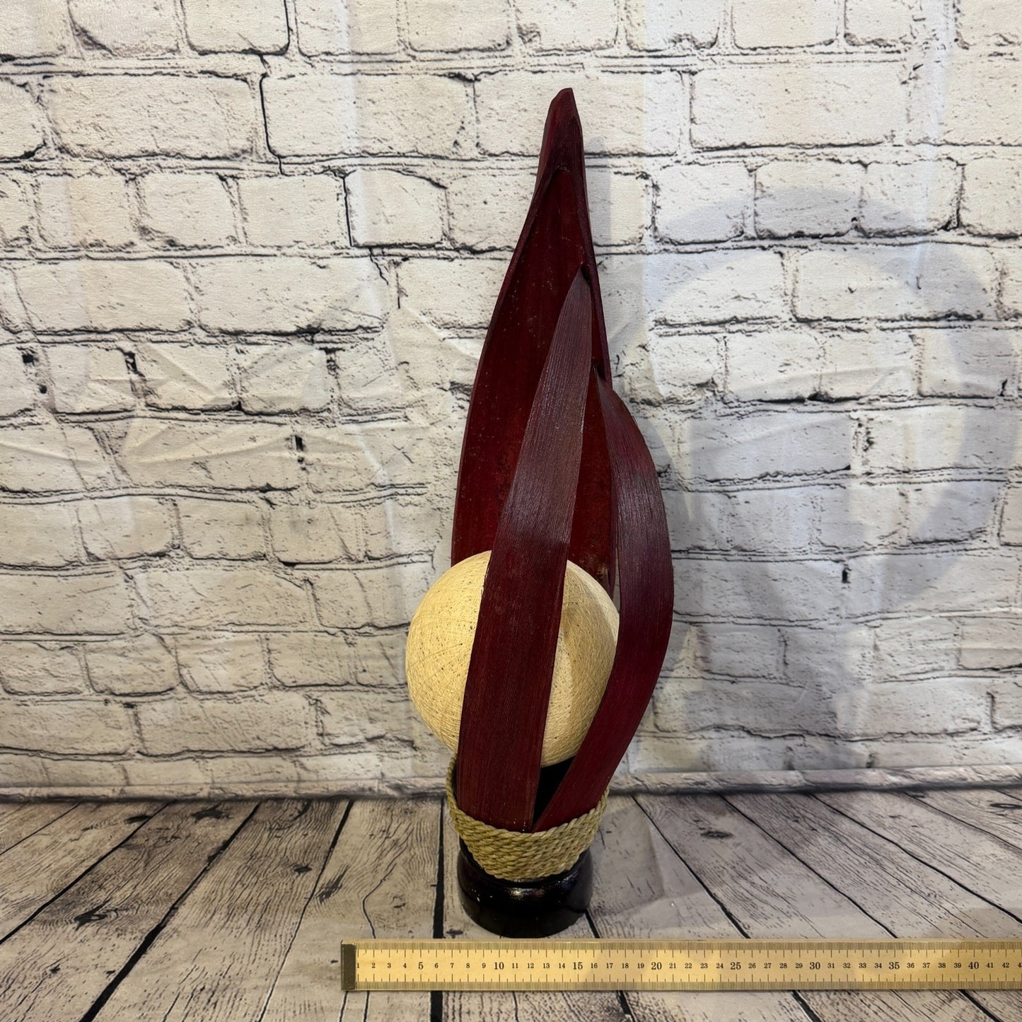 White Light Red Natural 55cm Tall Leaf Lamp Twist LED UK Mains Plug Design 37