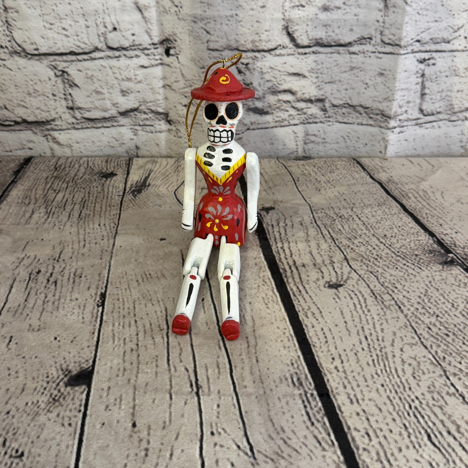 10cm Red Day Of The Dead Lady Sitting Animal, Wooden Shelf Ornament Fairtrade1