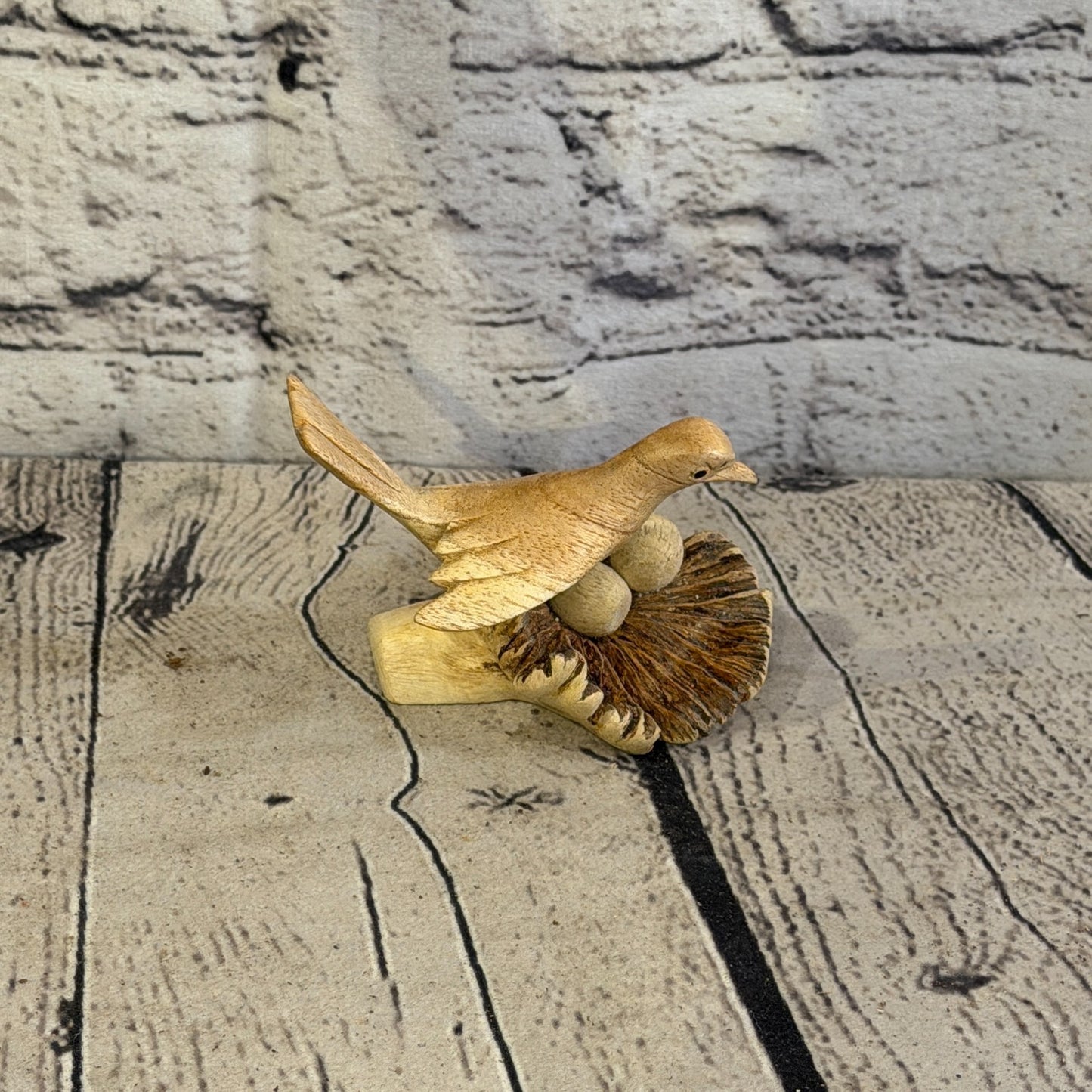 10cm Single Bird Mushroom Parasite Ornament Natural Carving Fair trade Wooden3