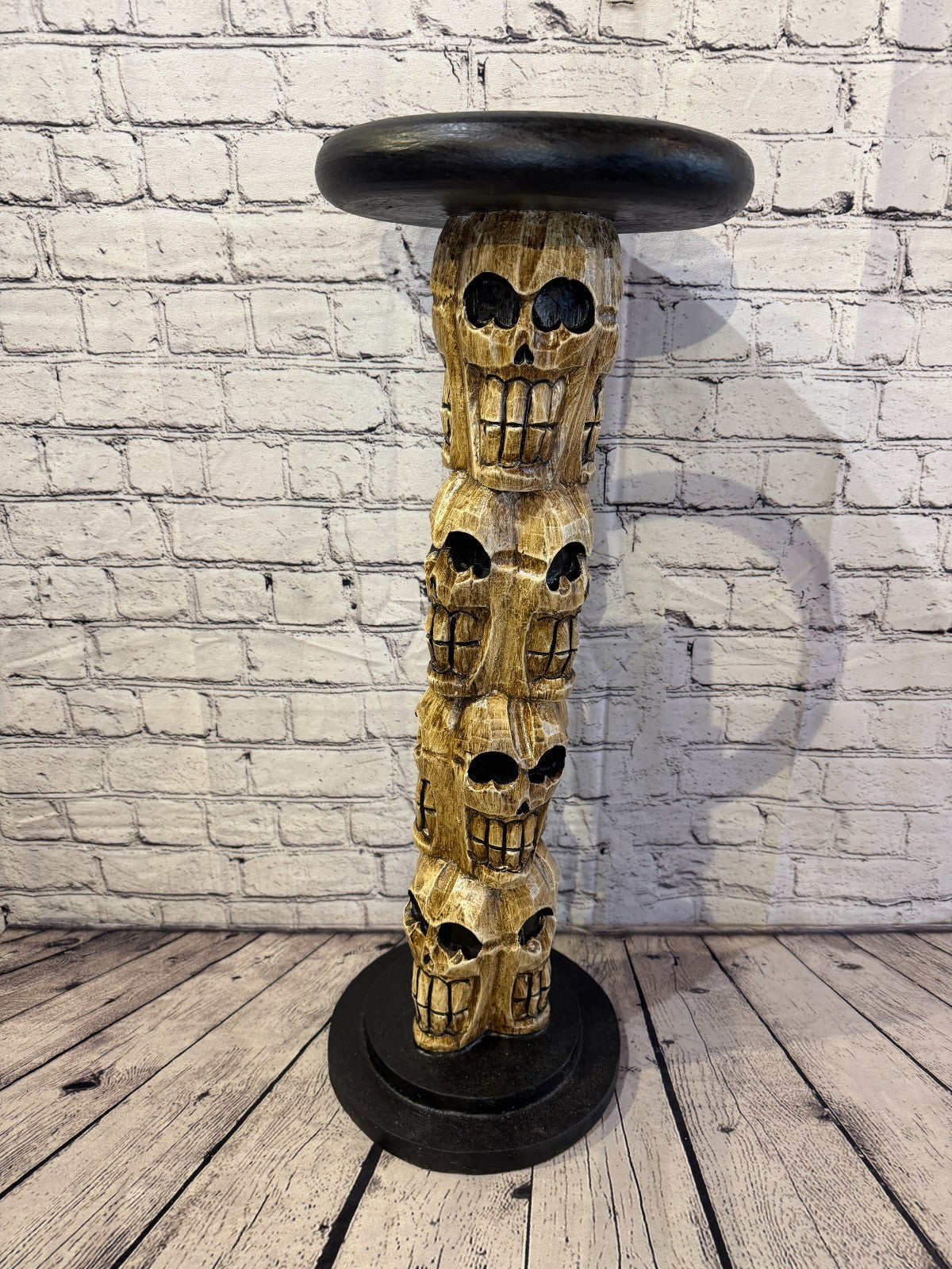 70cm x 25cm Sitting Skull Round Wooden Coffee Table Bar Restaurant Garden Pub1