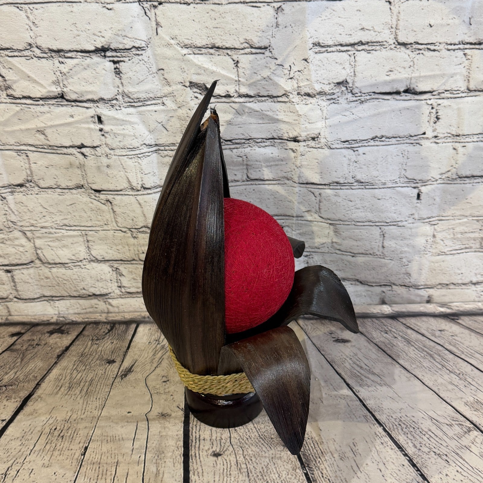 Red Light Brown Natural 40cm Tall Leaf Lamp Twist LED UK Mains Plug Design 53
