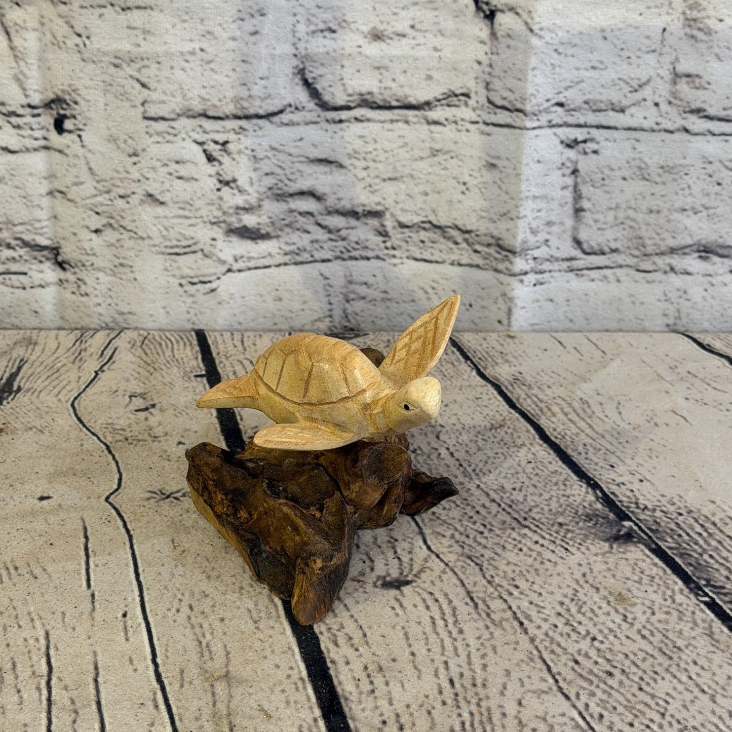 10cm Single Turtle Mushroom Parasite Ornament Natural Carving Fairtrade Wooden2