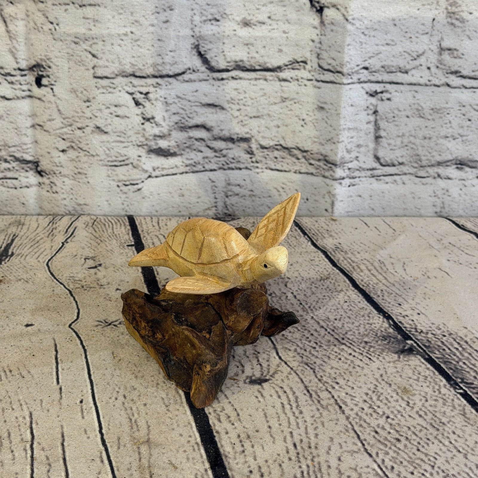 10cm Single Turtle Mushroom Parasite Ornament Natural Carving Fairtrade Wooden2
