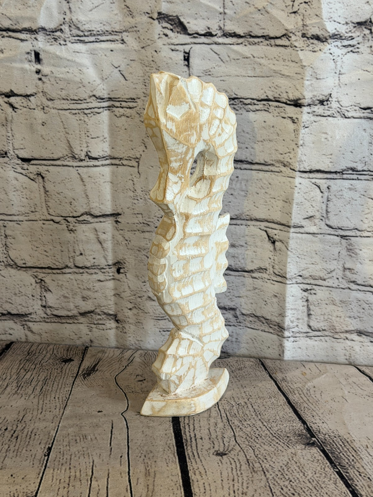 30cm White Wooden Shabby Seahorse Statue Ornament Fair Trade Handcarved0