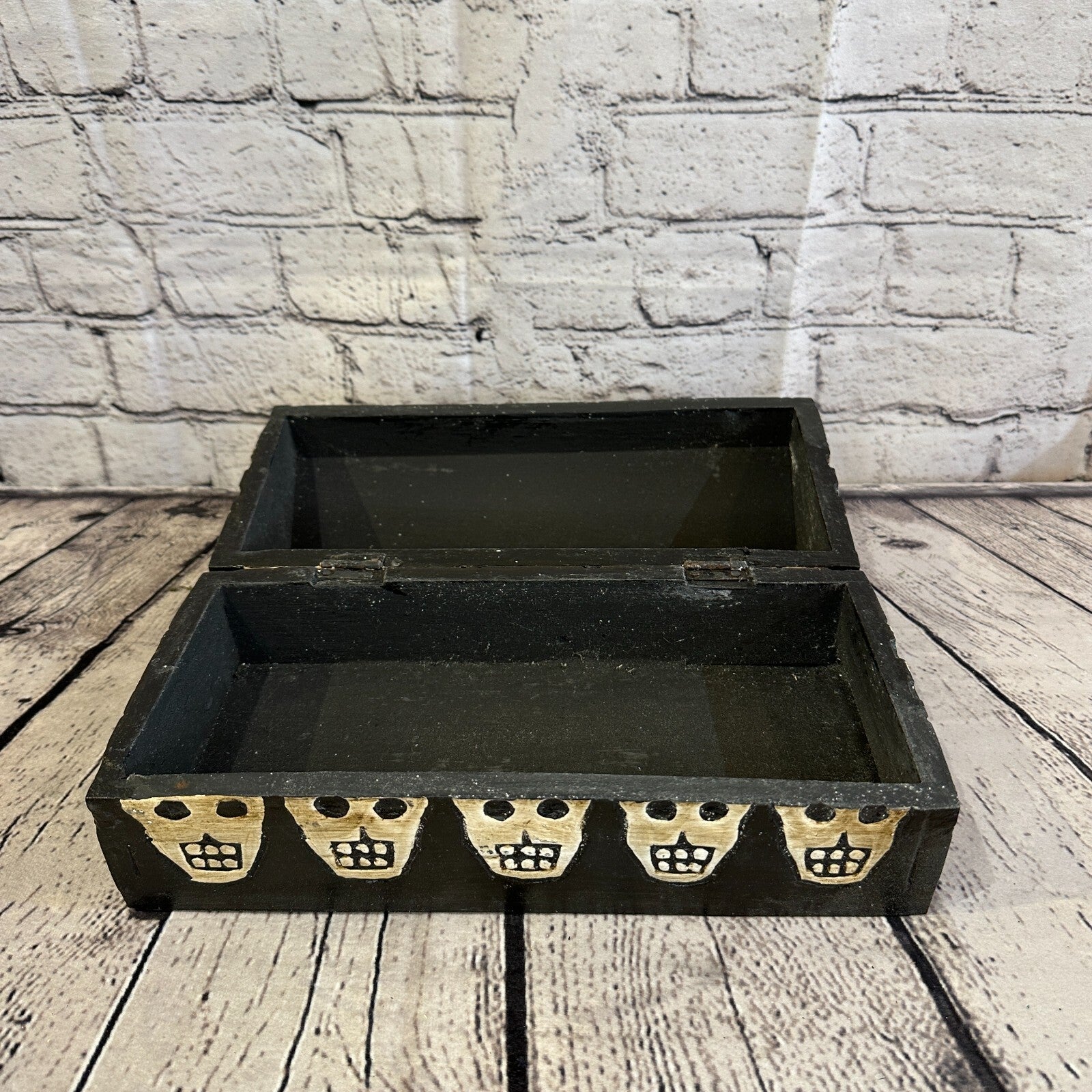 26cm x 12cm x 12cm Trunk Wooden Gothic Skeleton Skull Coffin Jewellery Box6