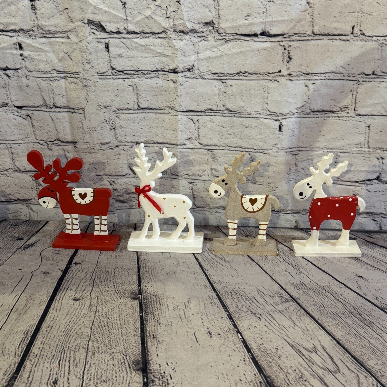 22cm x 14cm Red Heart Handcrafted Wood Reindeer Xmas Christmas Ornament Antlers9