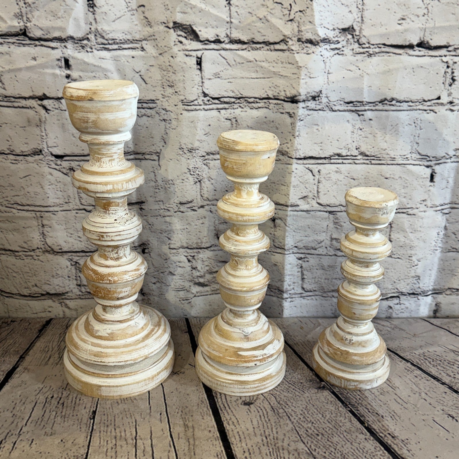 25cm x 10cm White Regal Wooden Vintage Style Candle Stand Shabby Pillar Holders6