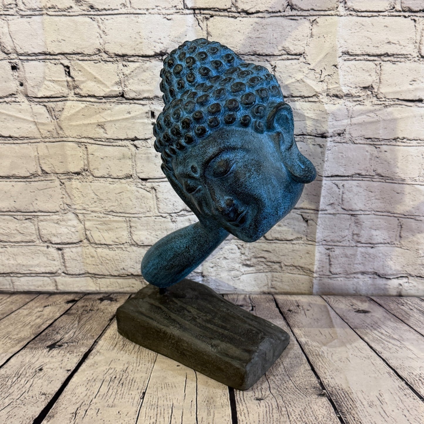 Blue 45cm x 25cm Thai Buddha Head In Hand On Base Statue Resin Hindu1