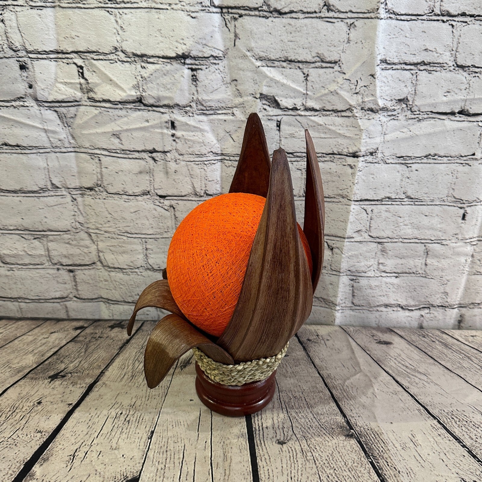 Orange Light Brown Natural 35cm Tall Leaf Lamp Twist LED UK Mains Plug Design 32