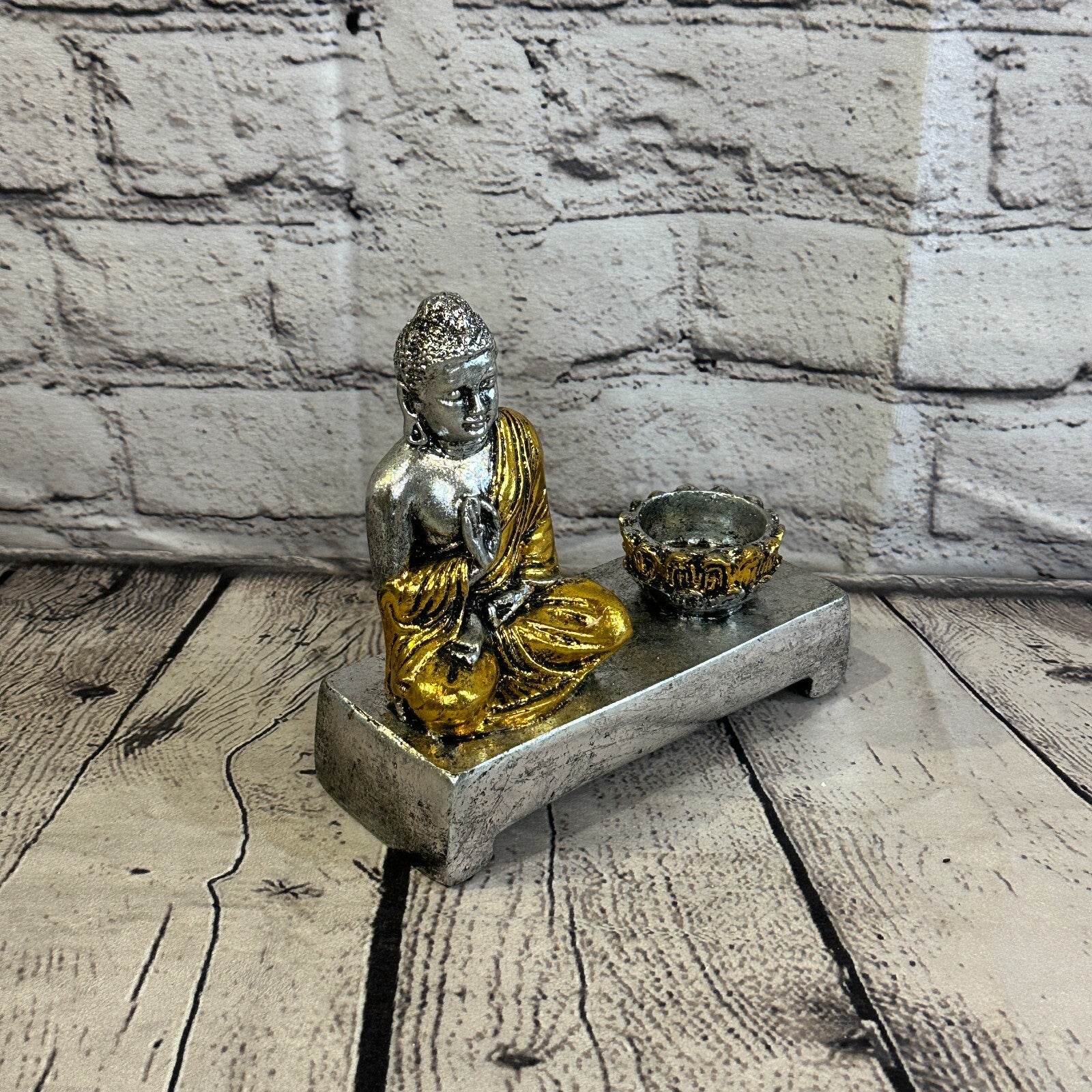 Silver And Gold 15cm x 15cm Thai Buddha Tea Light Holder Statue Resin Hindu2