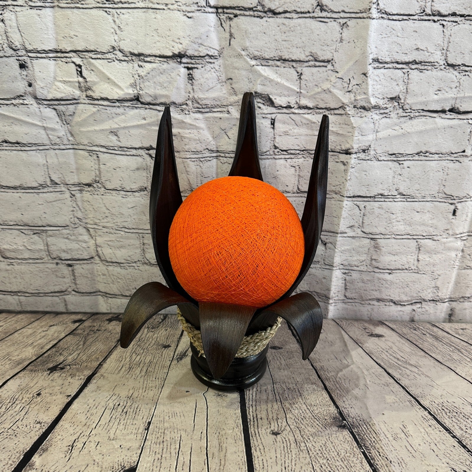 Orange Dark Brown Natural 35cm Tall Leaf Lamp Twist LED UK Mains Plug Design 30