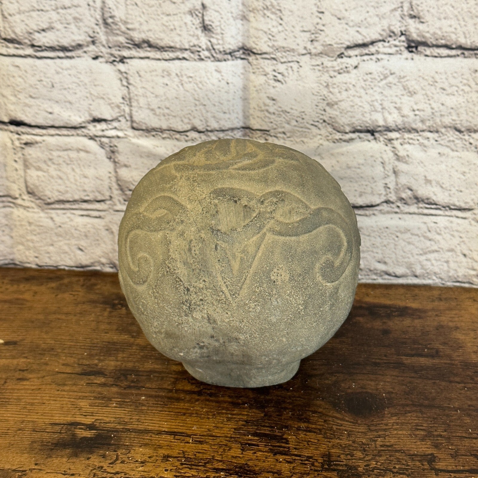 Skull Celtic Knot Pattern Stone Garden 20cm Ornament Outdoor Indoor Statue Hindu4