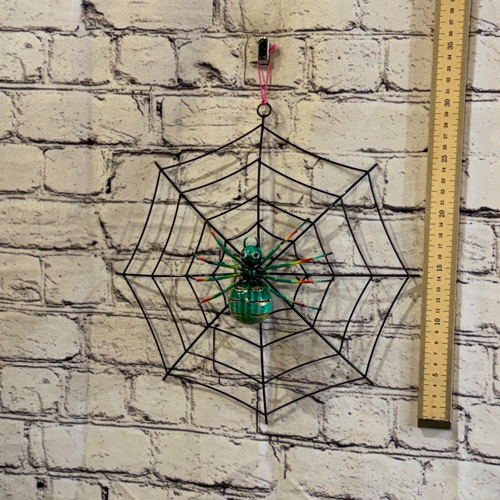 30cm x 30cm Green Spider On Web Bug Metal Tin Wall Hanging Ornament Statue4