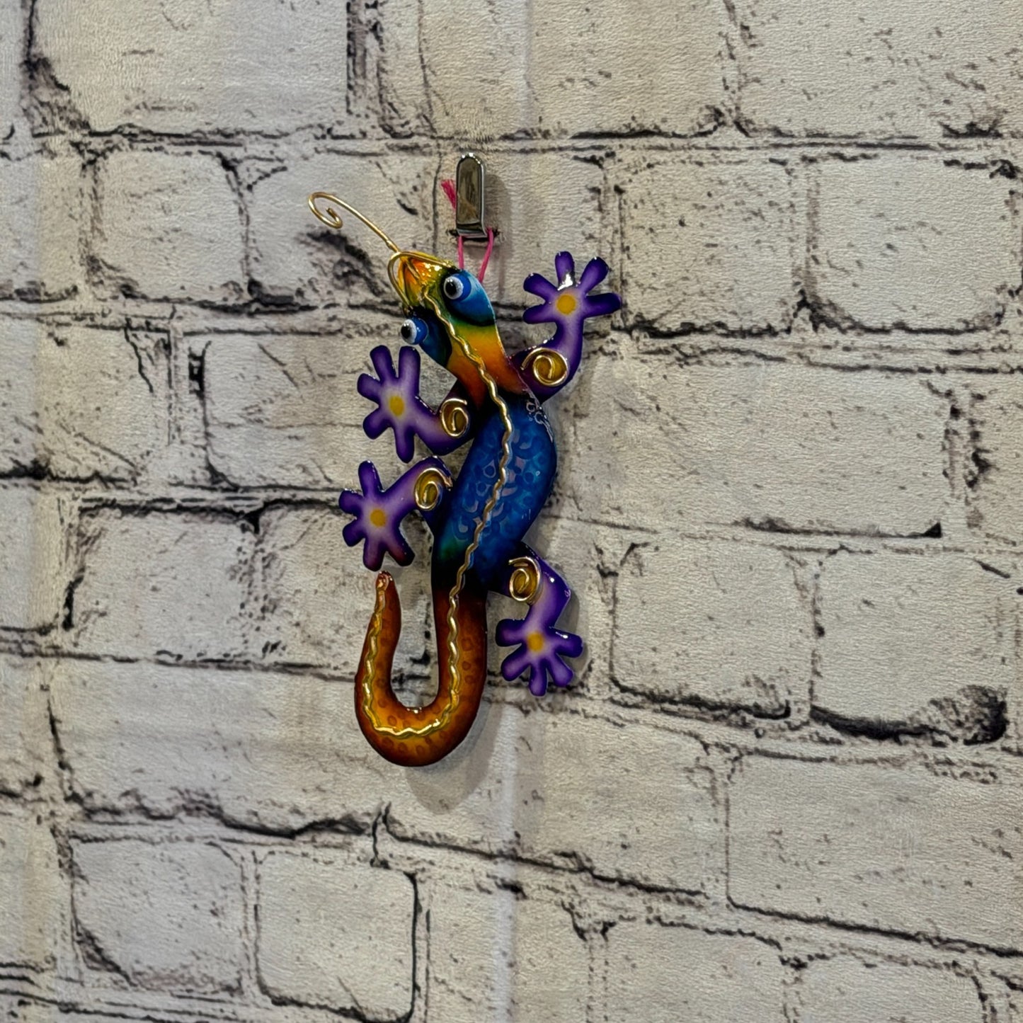 15cm x 8cm Blue Gecko Lizard Metal Tin Wall Hanging Ornament Painted Statue1