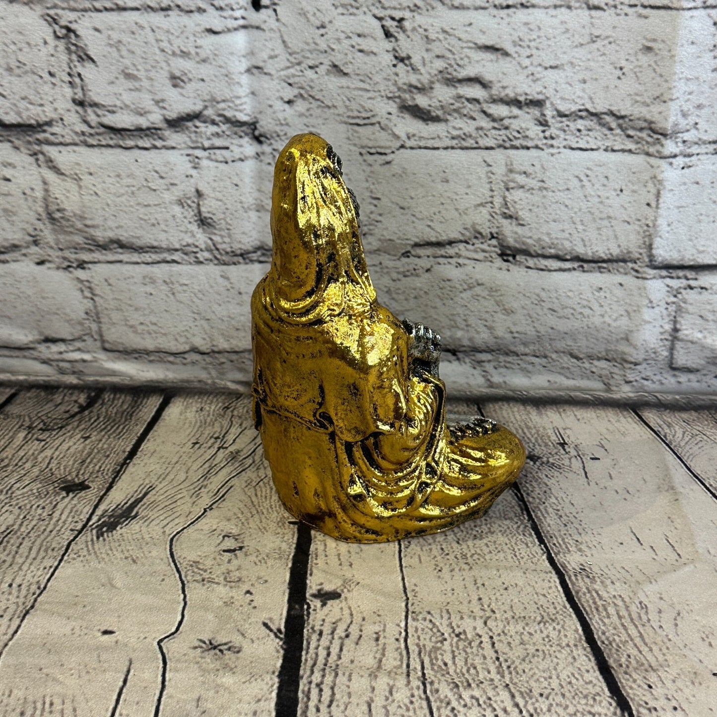 Silver And Gold 18cm x 10cm Small Quan Yin Sitting Lotus Statue Resin Hindu God4