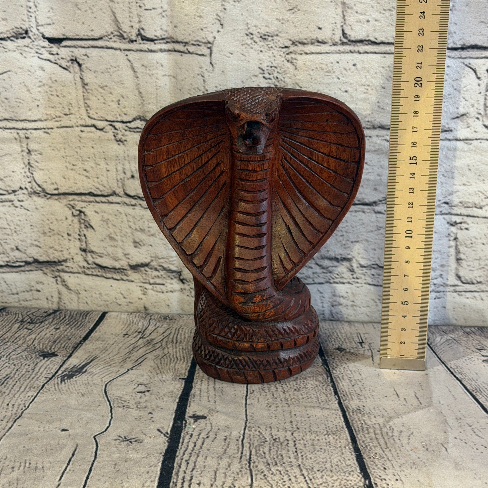 20cm x 12cm Wooden Cobra Exquisite Detailing Snake Ornament Hand Carved5