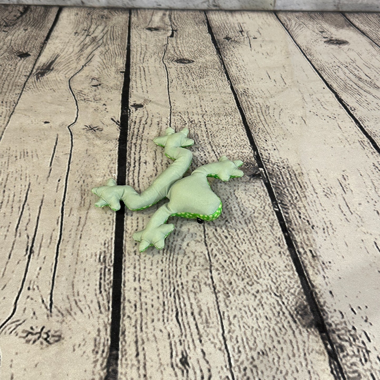 Colourful Sand Animal Frog Toy Party Stocking Filler Stress Relief Fidget 10cm1