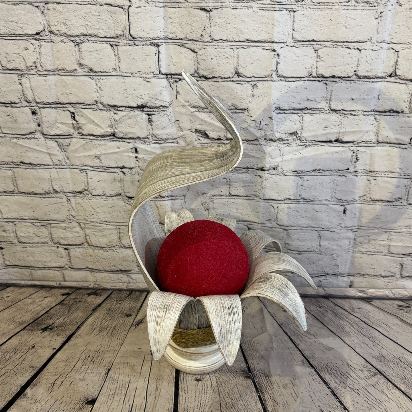 Red Light White Natural 50cm Tall Leaf Lamp Twist LED UK Mains Plug Design 73