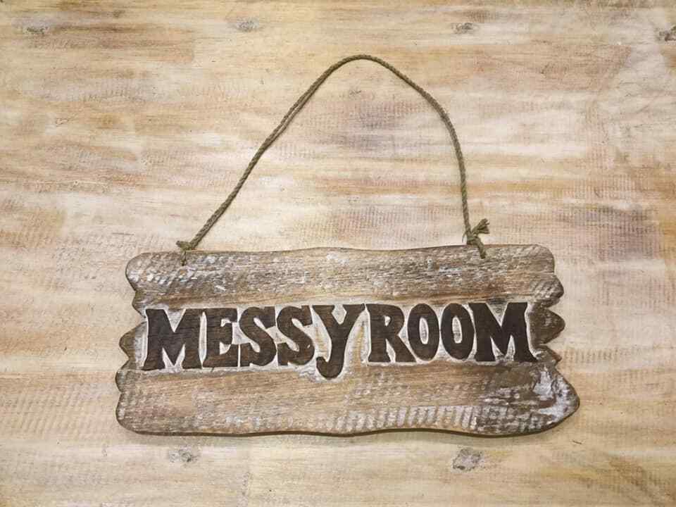 Messy Room Word Sign Plaque Outdoor Garden Shed Den Bar Shop 30cm x12cm1