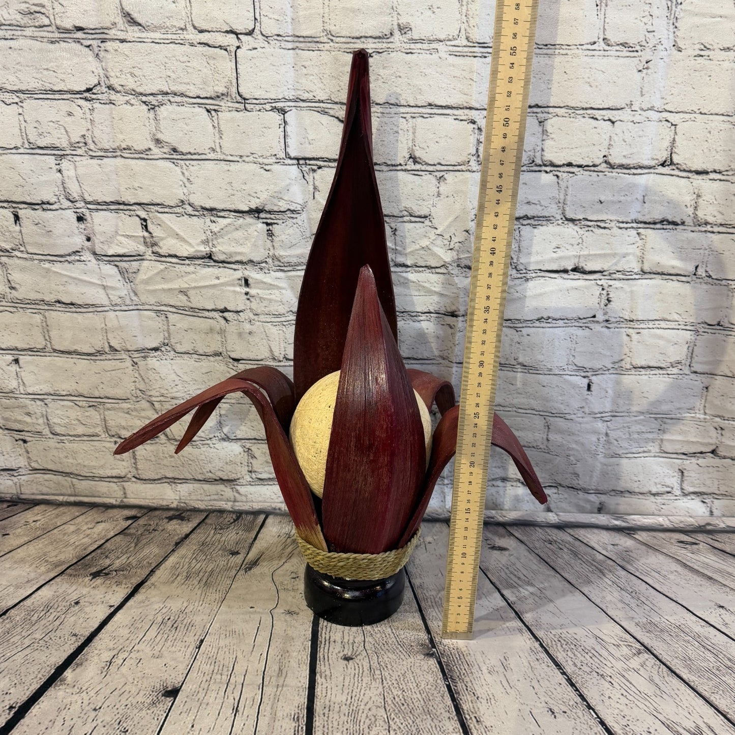White Light Red Natural 55cm Tall Leaf Lamp Twist LED UK Mains Plug Design 15