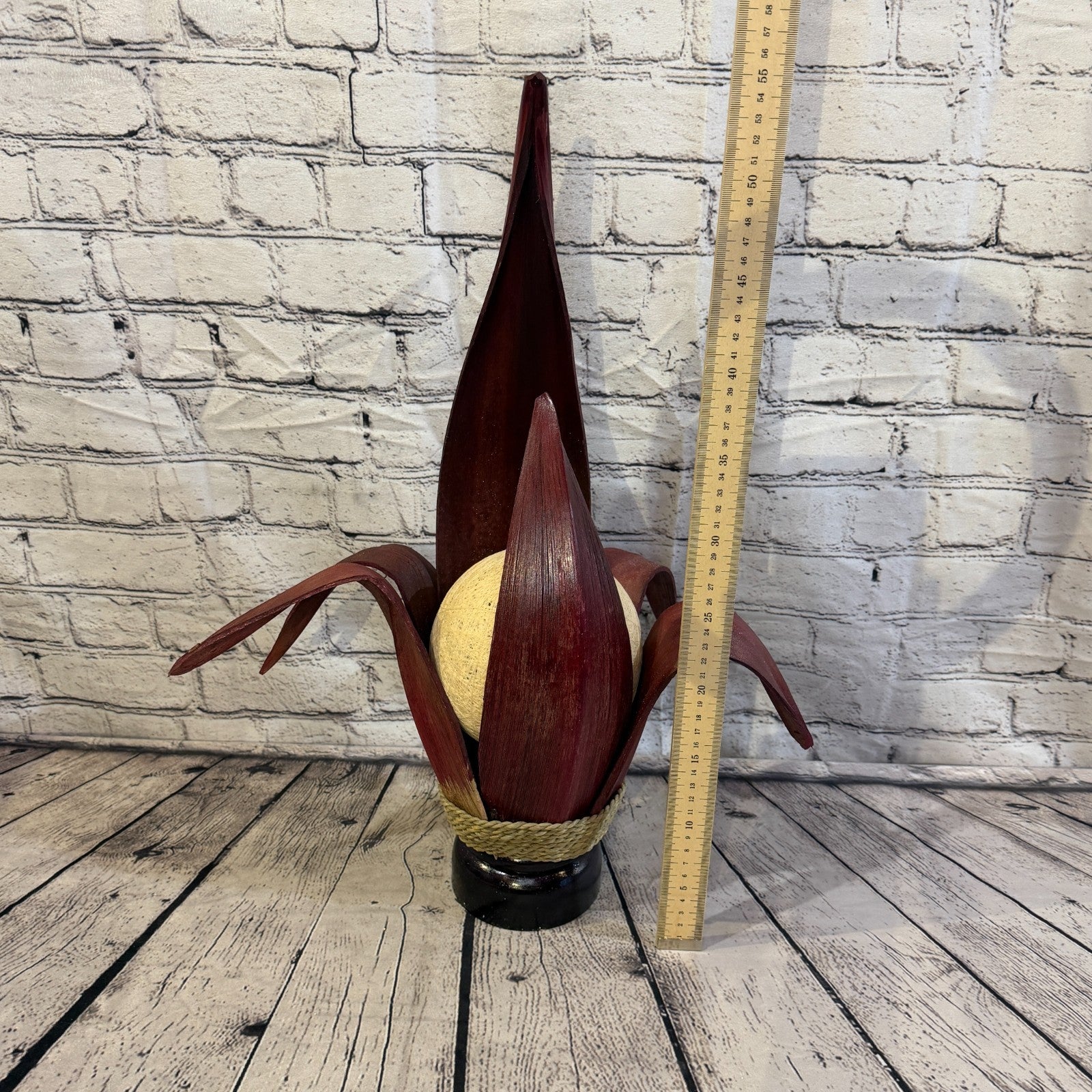 White Light Red Natural 55cm Tall Leaf Lamp Twist LED UK Mains Plug Design 15