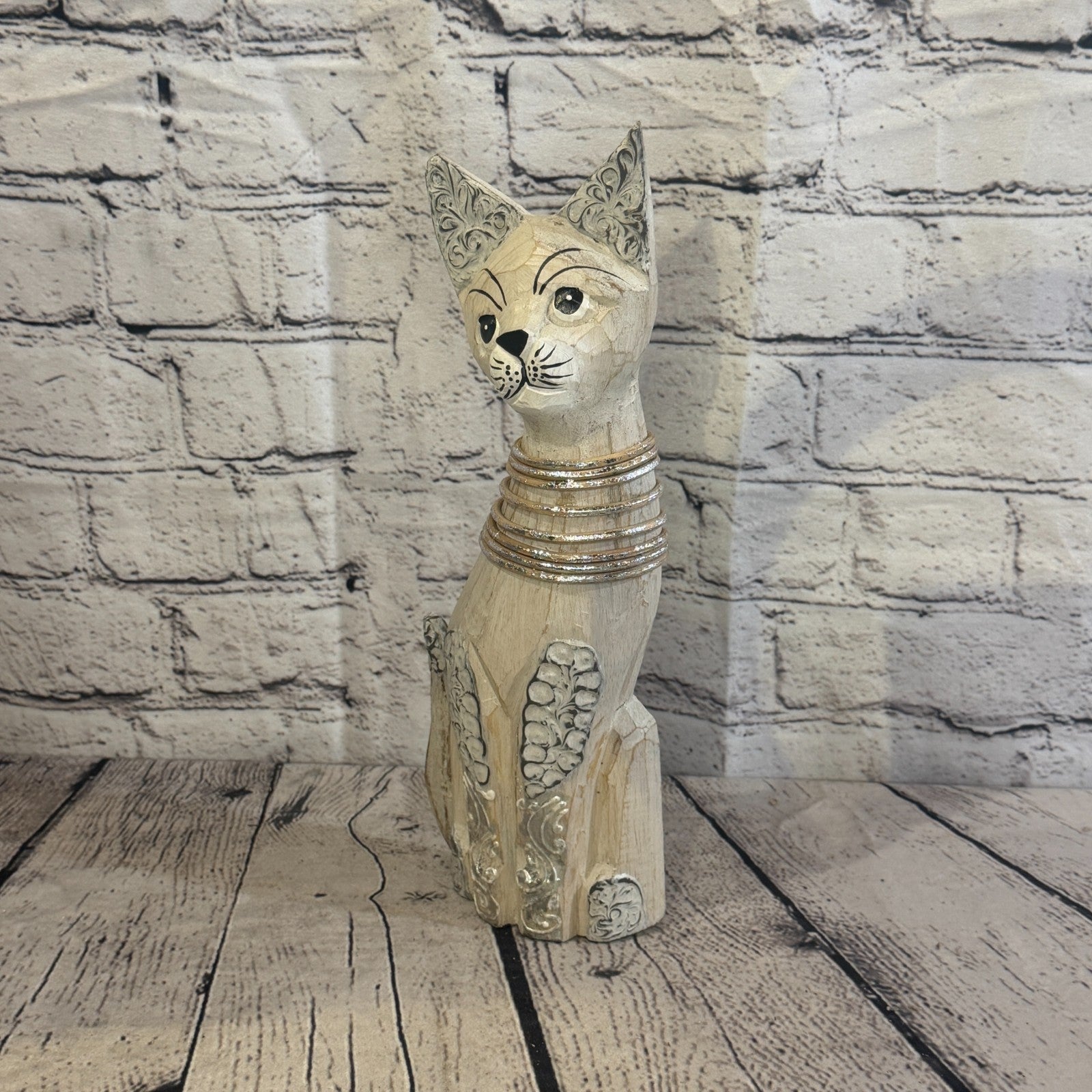 30cm White Silver Dots Wooden Shabby Cat Statue Ornament Fair Trade Handcarved1