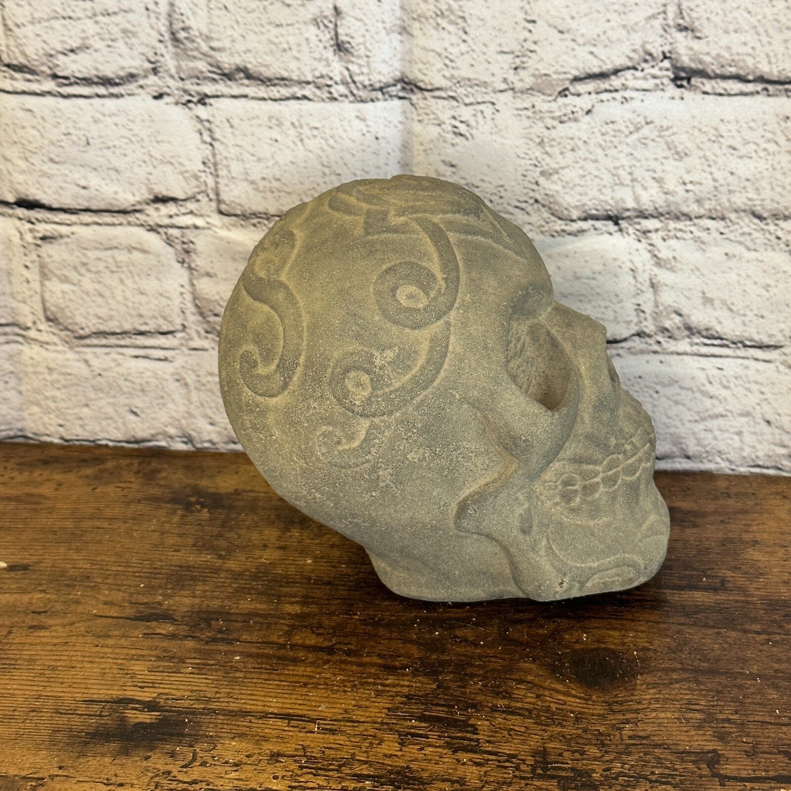 Skull Celtic Knot Pattern Stone Garden 20cm Ornament Outdoor Indoor Statue Hindu3