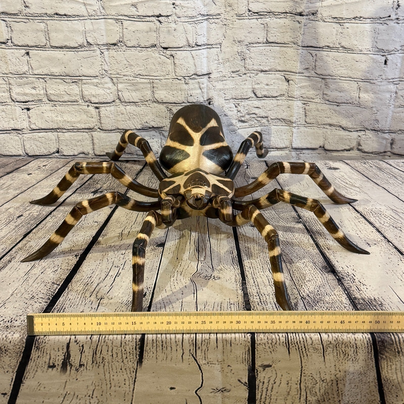 45cm x 35cm Wooden Spider Carving Hand Carved Walking Spider Tarantula Statue8