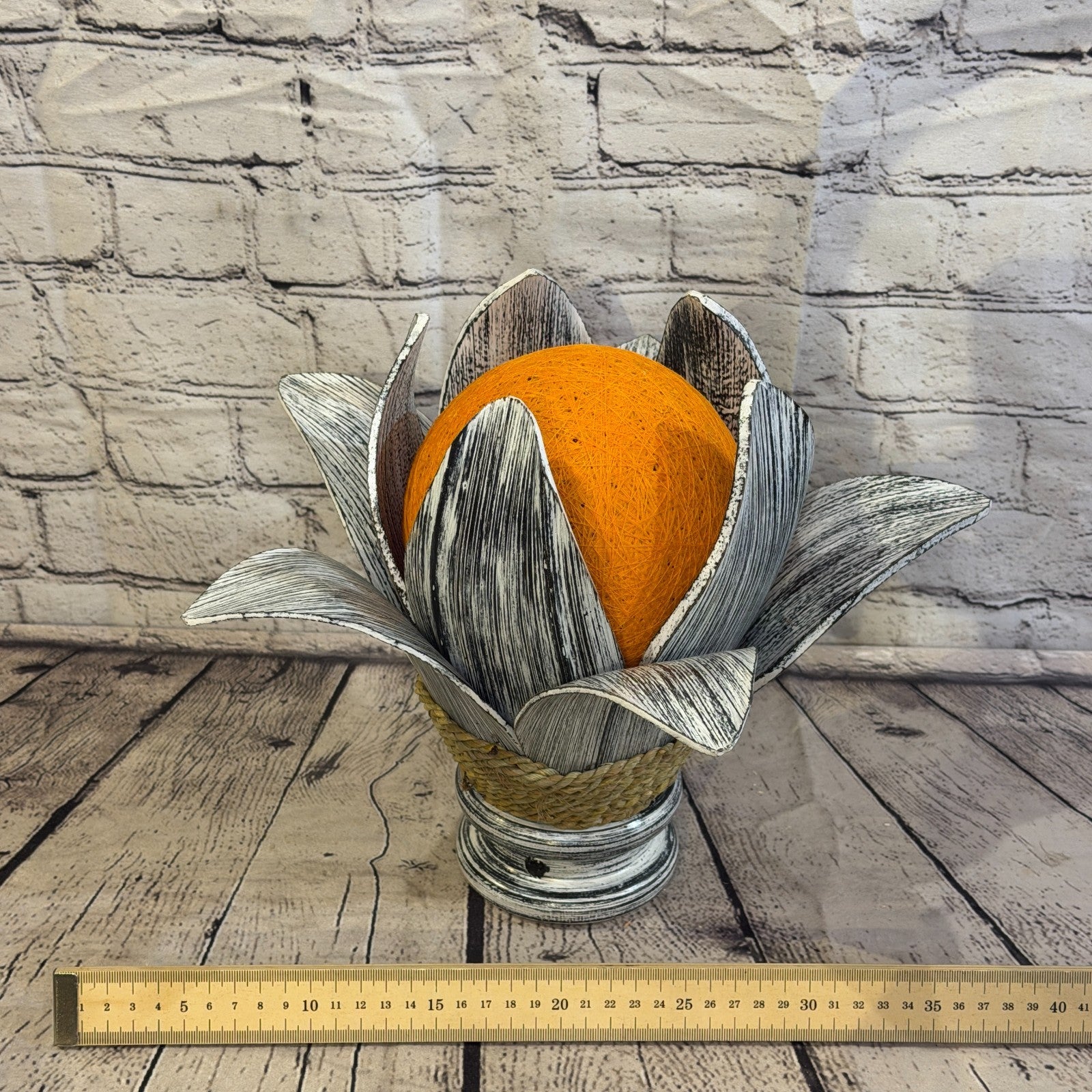 Orange Light Silver Natural 25cm Tall Leaf Lamp Twist LED UK Mains Plug Design 95