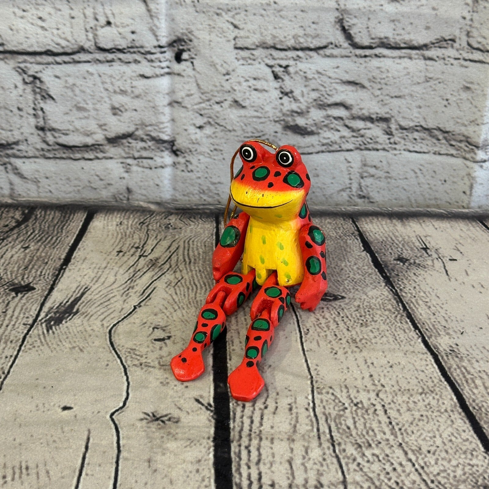 10cm Red Frog Sitting Animal, Wooden Shelf Ornament Handmade and Fairtrade0