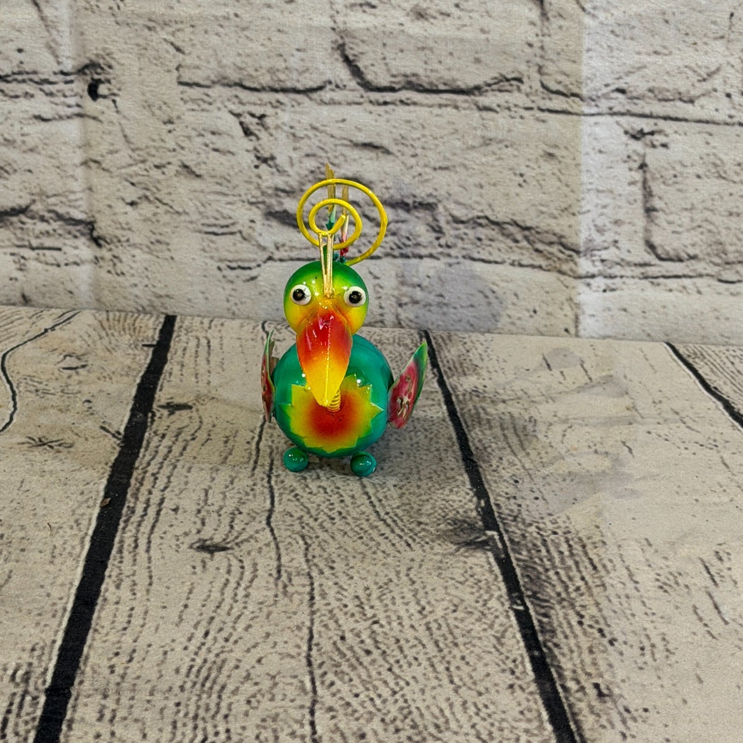 10cm x 10cm Small Colourful Bird Green Metal Tin Standing Ornament Statue1