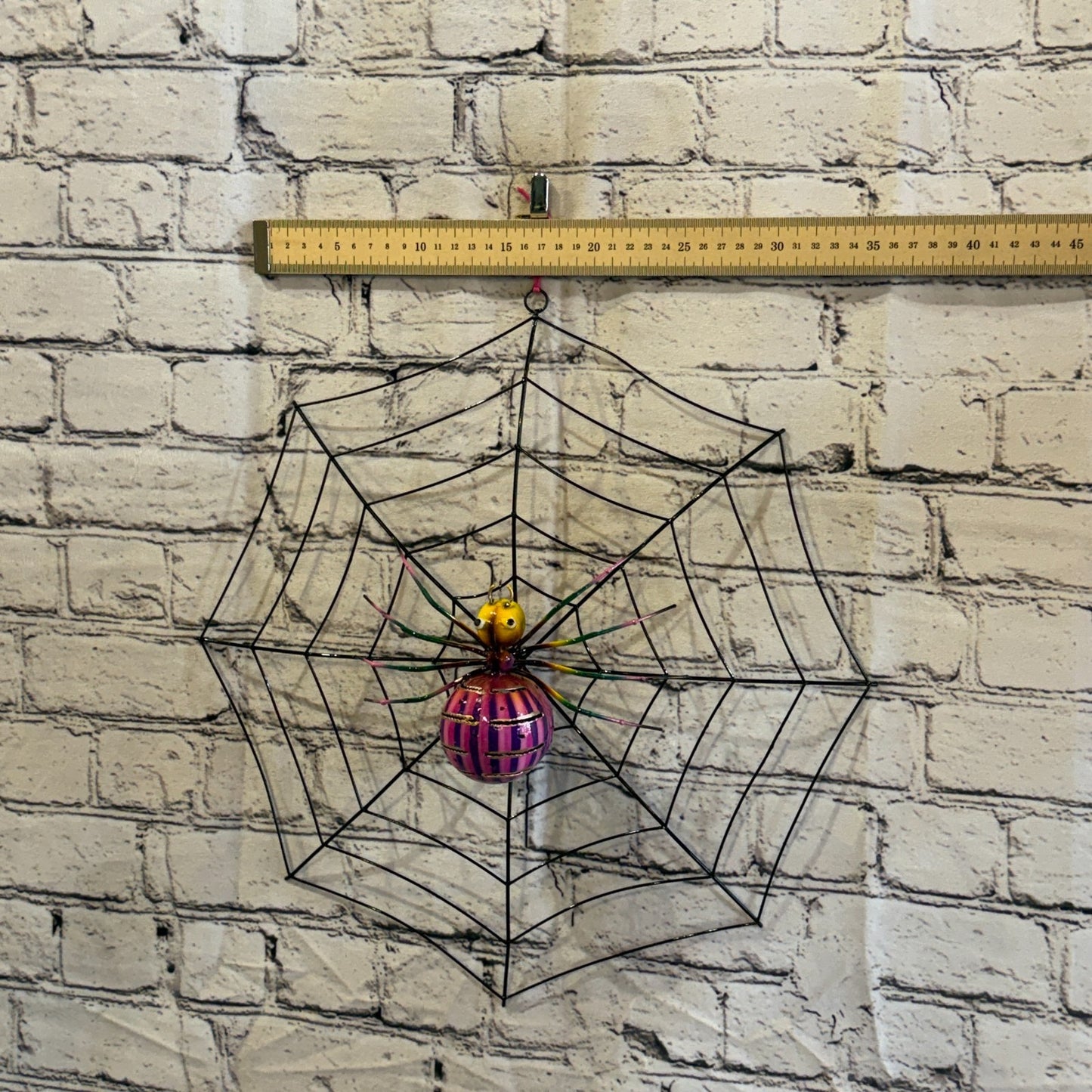 40cm x 40cm Purple Spider On Web Bug Metal Tin Wall Hanging Ornament Statue3