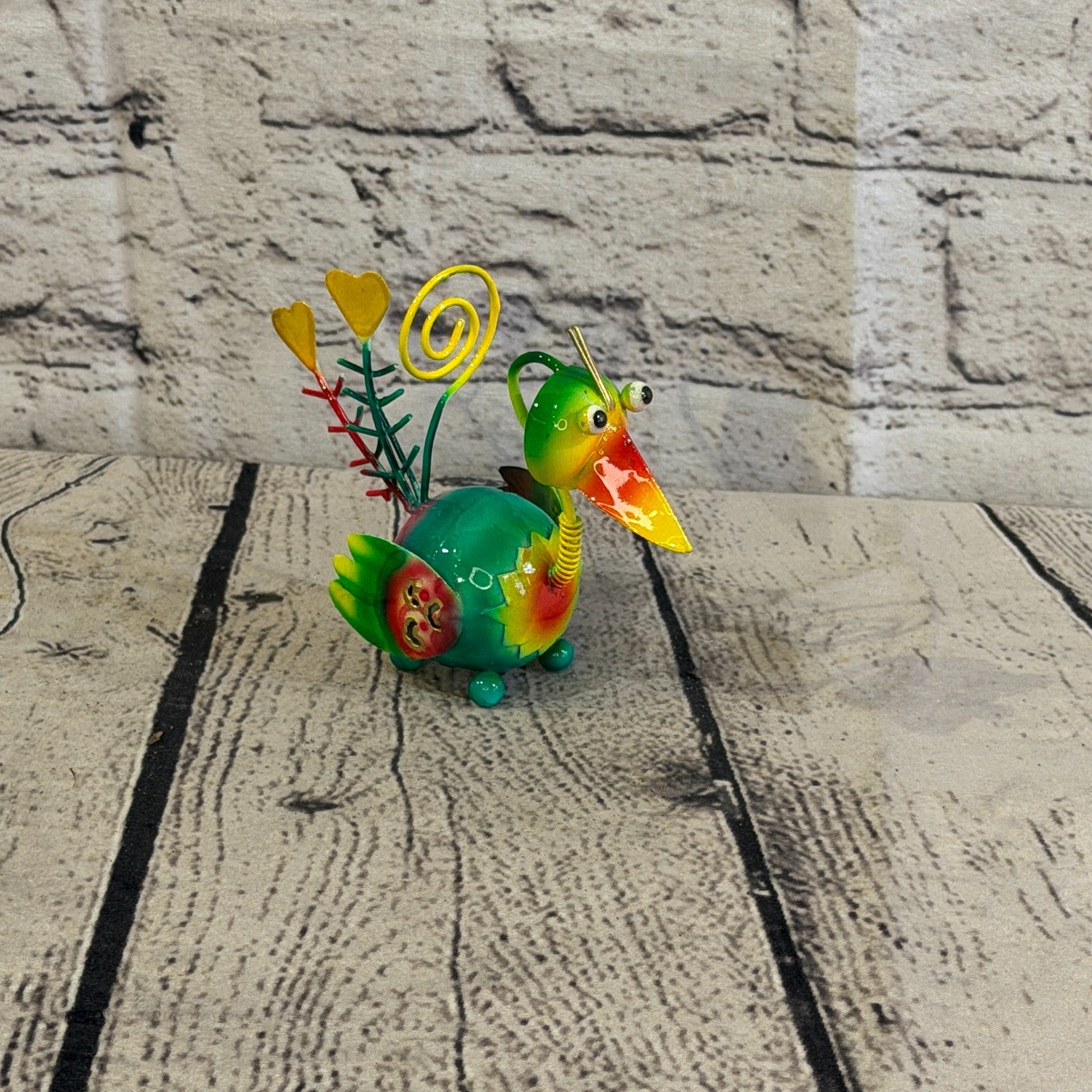 10cm x 10cm Small Colourful Bird Green Metal Tin Standing Ornament Statue2