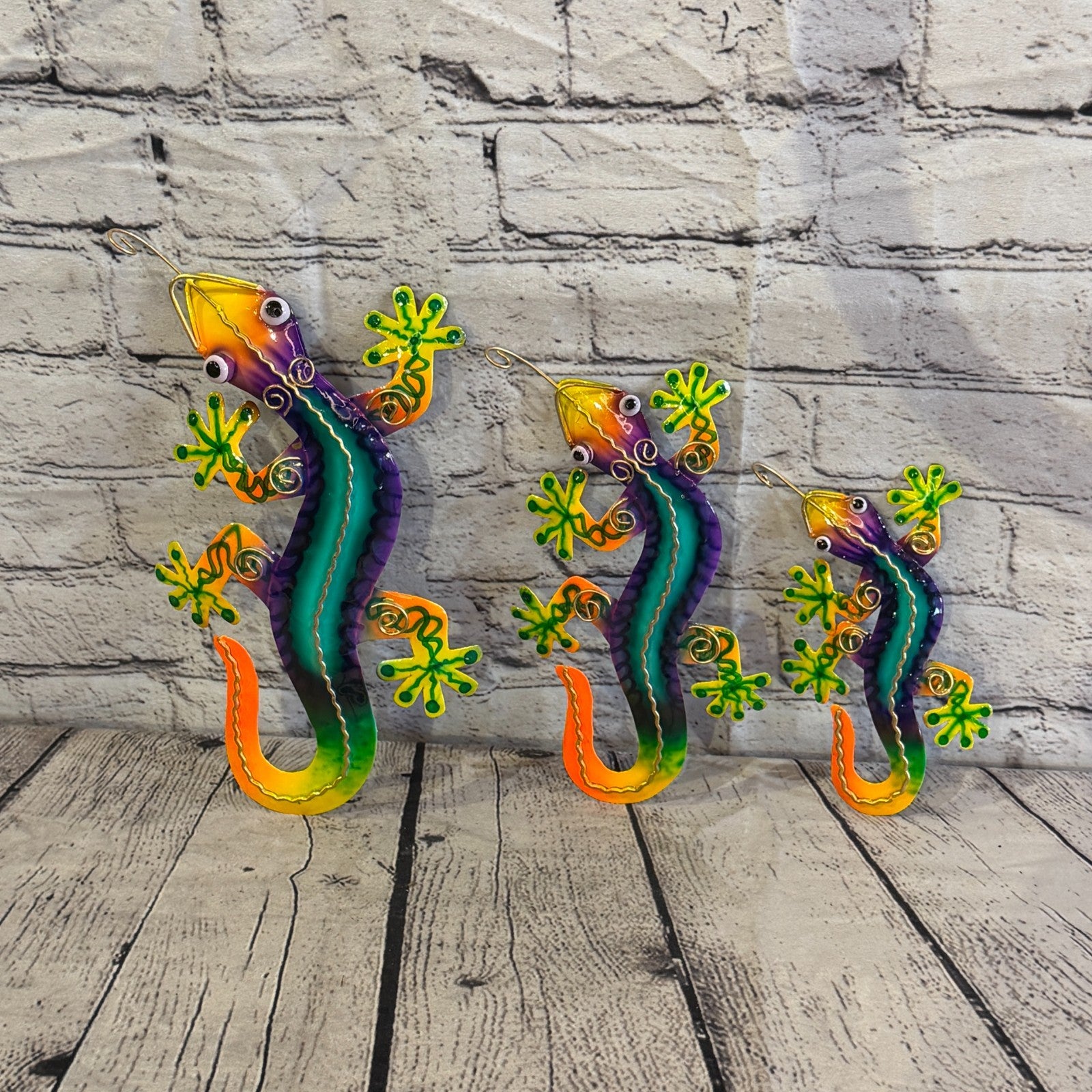 30cm x 10cm Green Gecko Lizard Metal Tin Wall Hanging Ornament Painted Statue4