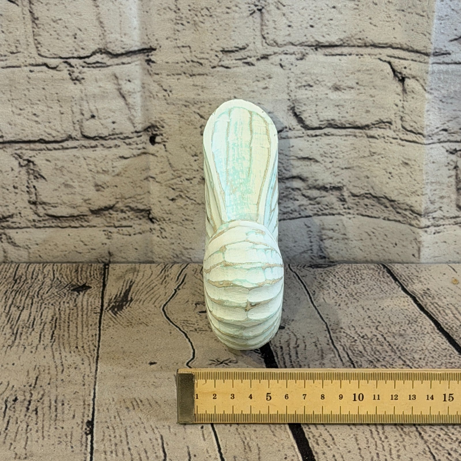 15cm Green Shabby Pastel Nautilus Shell Ornament Decor Carved Light Wood Figure8