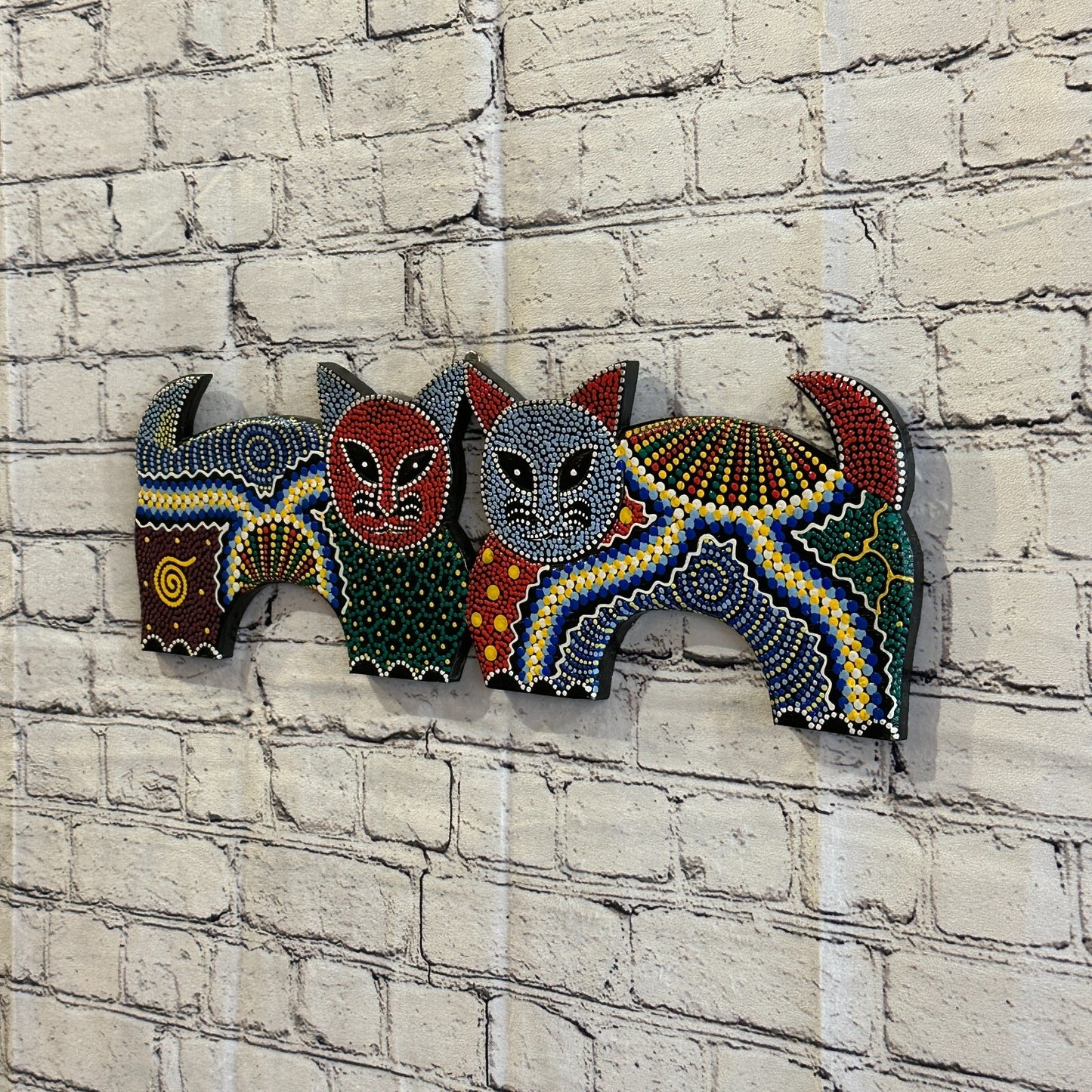 50cm 2 Cats Carved Wooden Dot Painted Ethnic Tribal Tiki Wall Art Handmade No 12