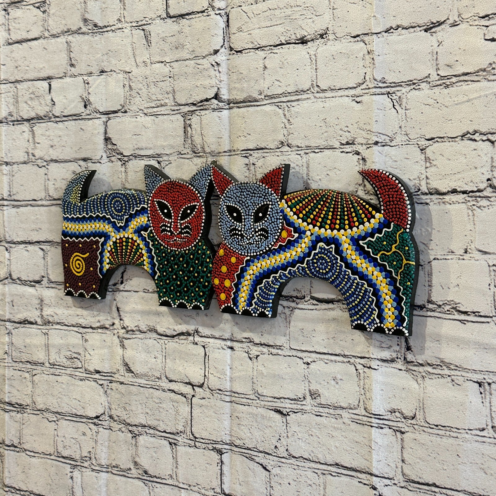 50cm 2 Cats Carved Wooden Dot Painted Ethnic Tribal Tiki Wall Art Handmade No 12