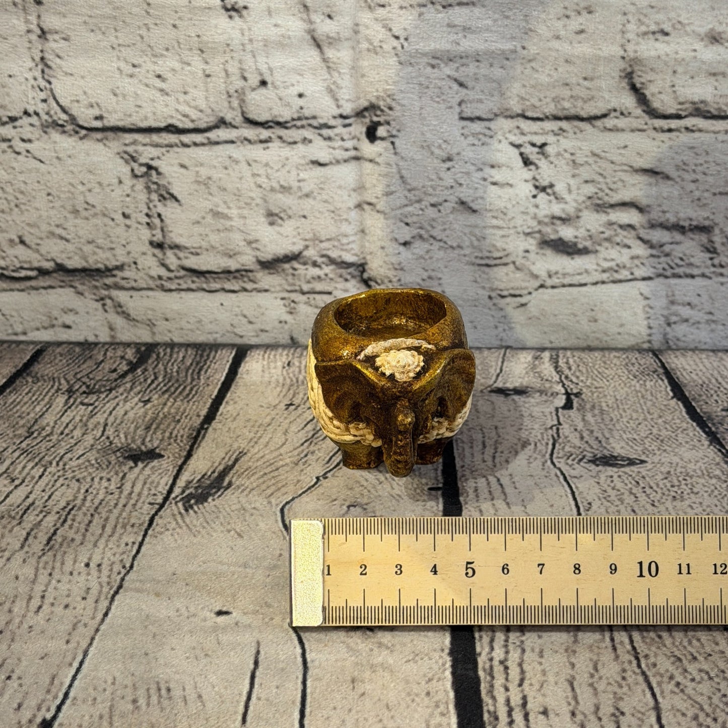 White & Bronze 8cm x 5cm Elephant Tea Light Holder Statue Resin Hindu7
