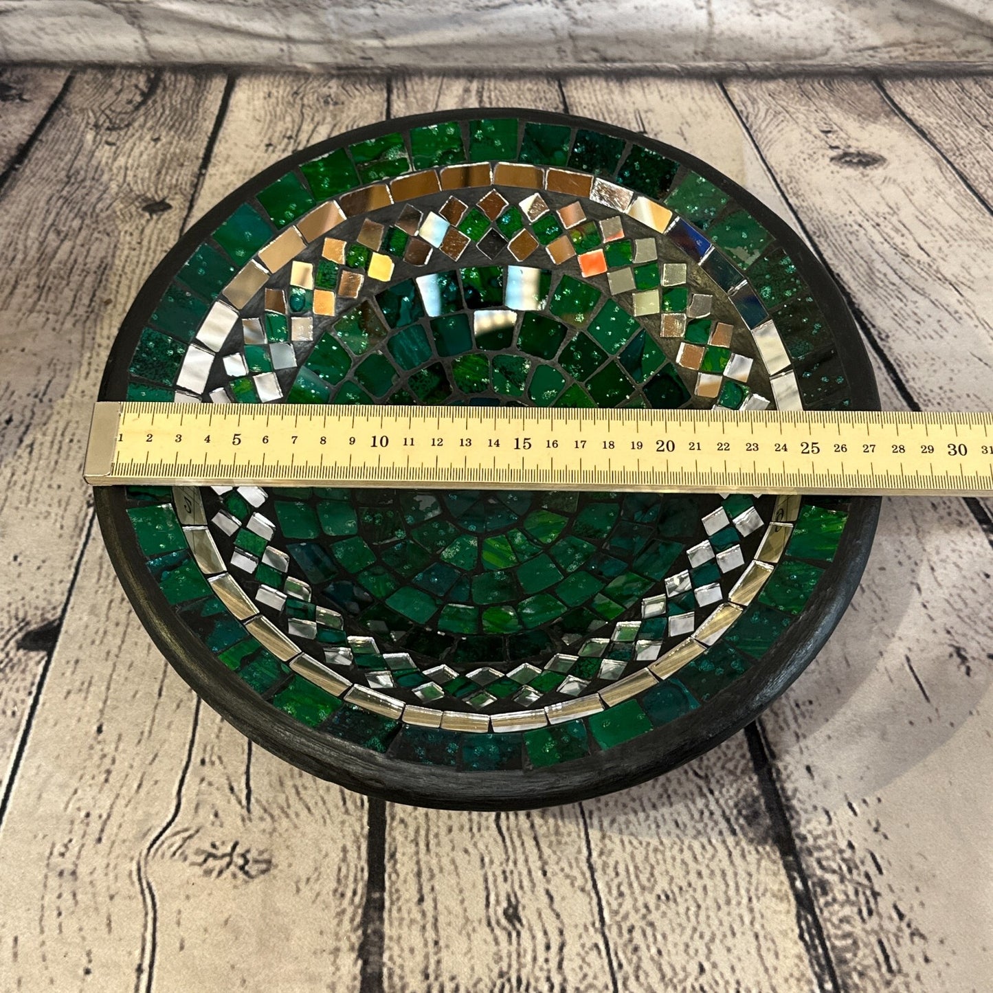 28cm Green Round Mosaic Handmade Ceramic Glass Tile Bowl Fruit1
