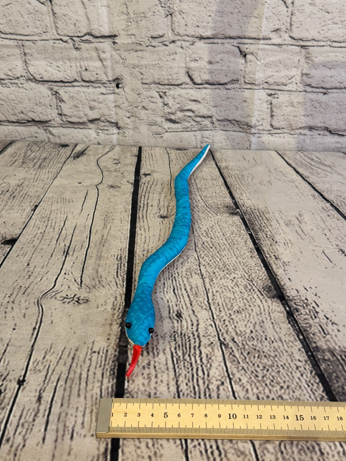 Colourful Sand Animal Snake Toy Party Stocking Filler Stress Relief Fidget 10cm2