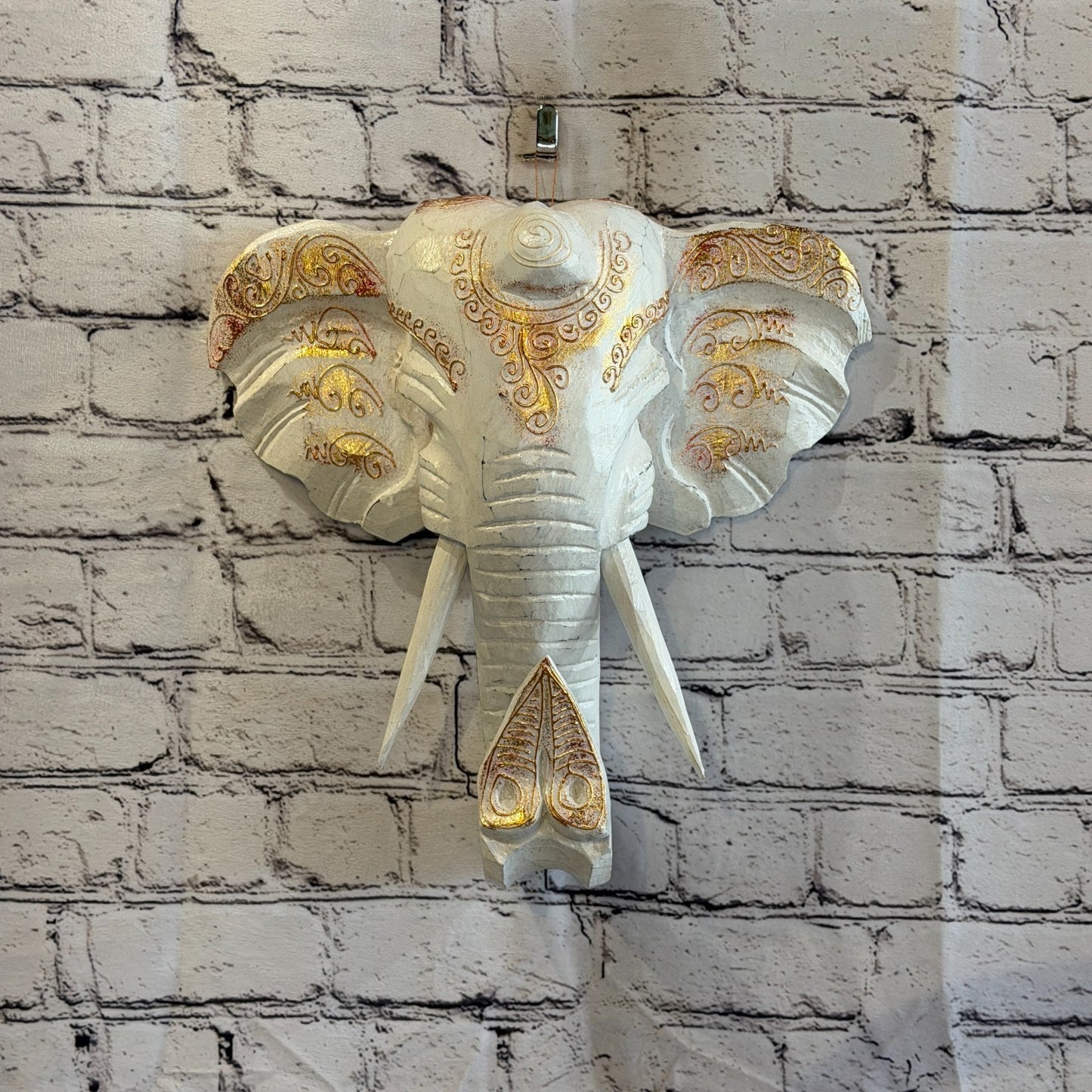 30cm x 30cm White Gold Painted Wood Elephant Head Wall Mounted Art Shabby2