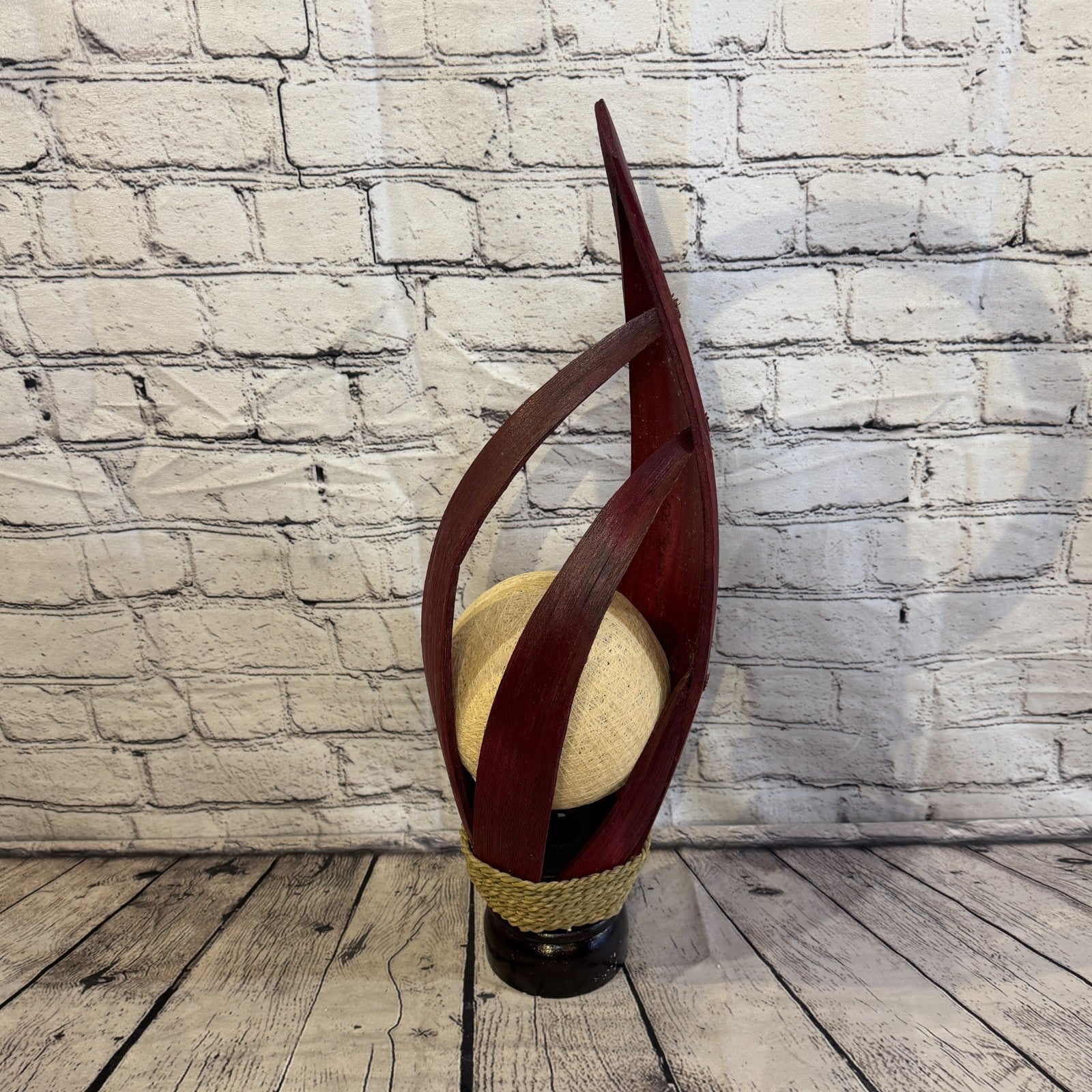 White Light Red Natural 55cm Tall Leaf Lamp Twist LED UK Mains Plug Design 30