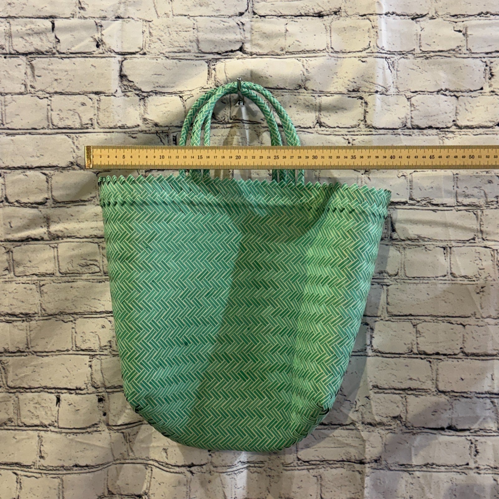 Green 40cm Handwoven Tote Bag Recycled Plastic Eco-Friendly Market Beach3