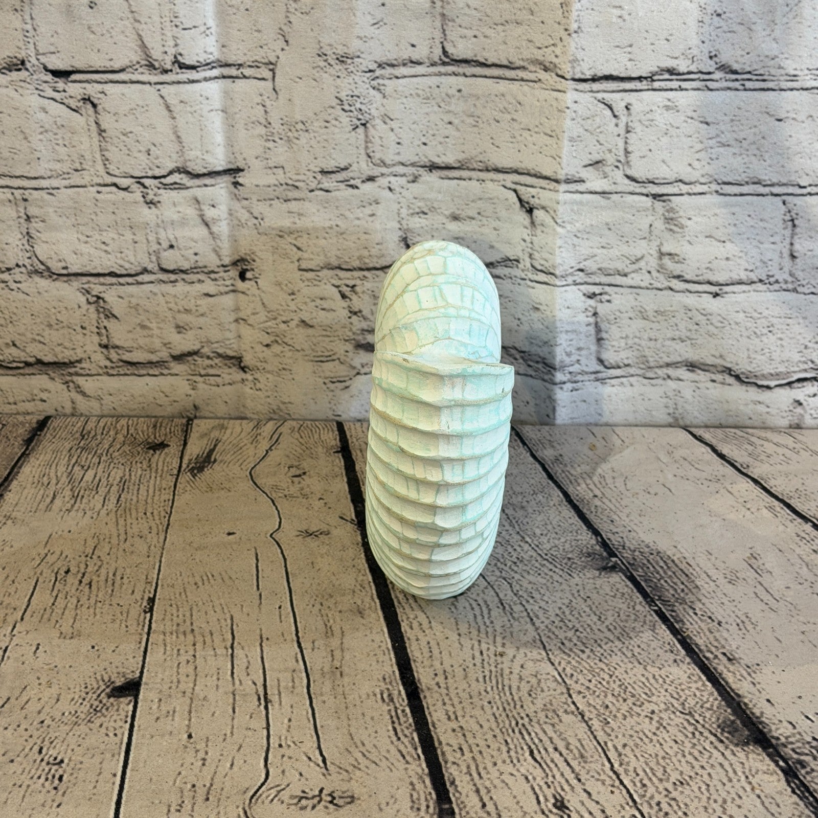 25cm Green Shabby Pastel Nautilus Shell Ornament Decor Carved Light Wood Figure4