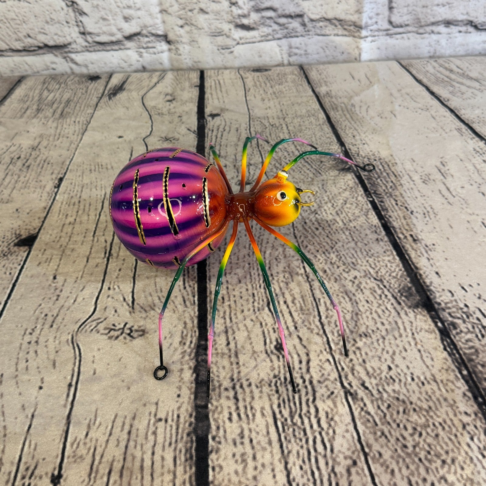 20cm x 15cm Small Colourful Purple Spider Metal Tin Standing Ornament Statue3